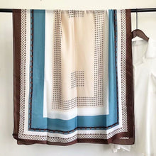 Charger l'image dans la galerie, Écharpe, châle d'hiver soie conception de luxe femme Hijab - 53 pièces différentes